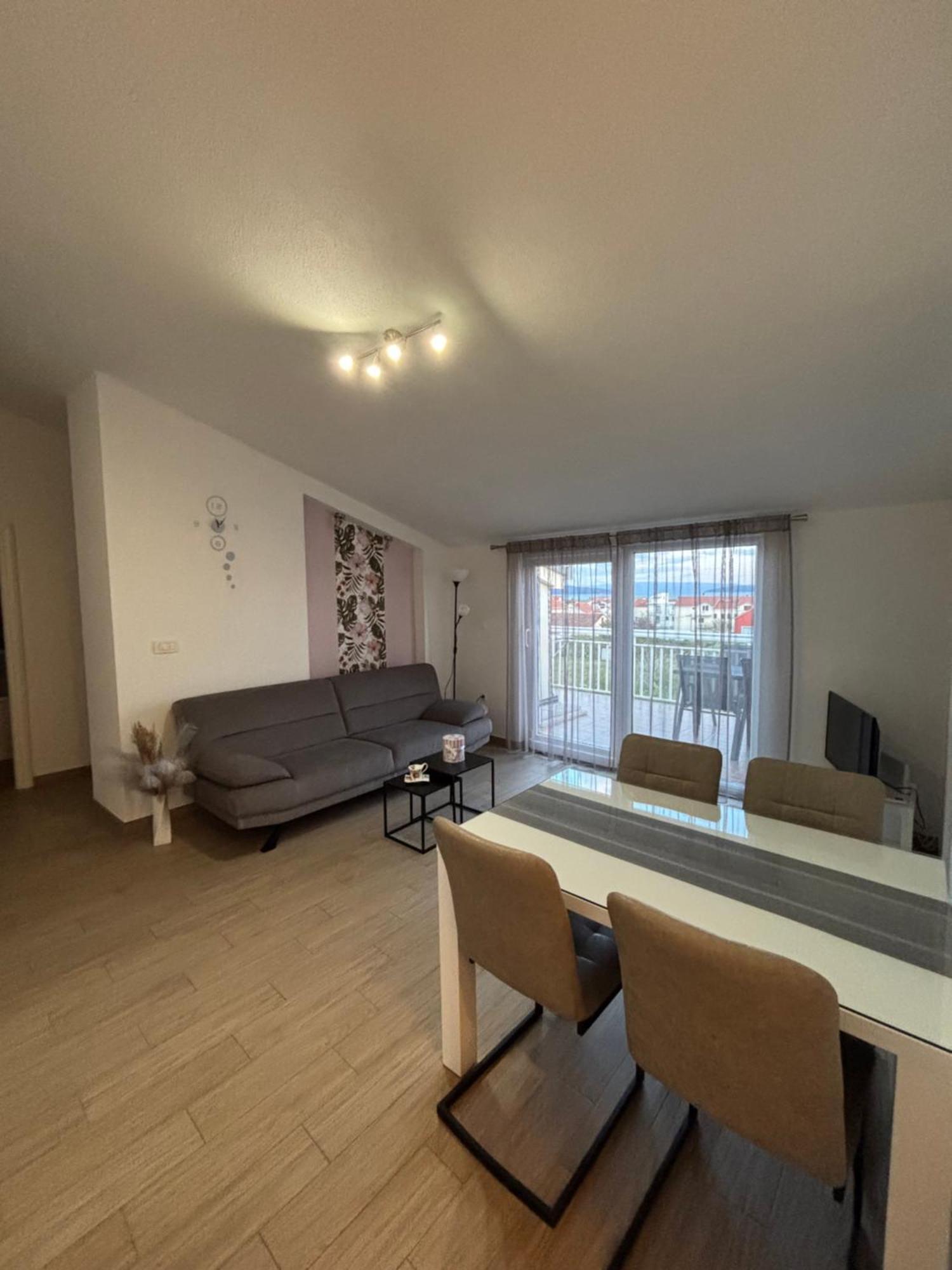 Apartman Sunny Vacay Kaštela Esterno foto