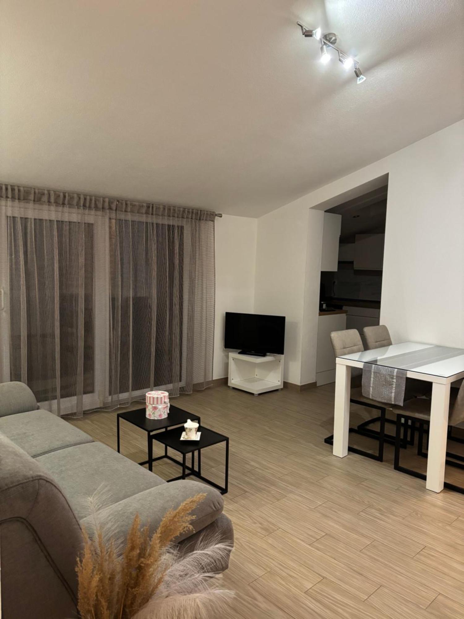 Apartman Sunny Vacay Kaštela Esterno foto