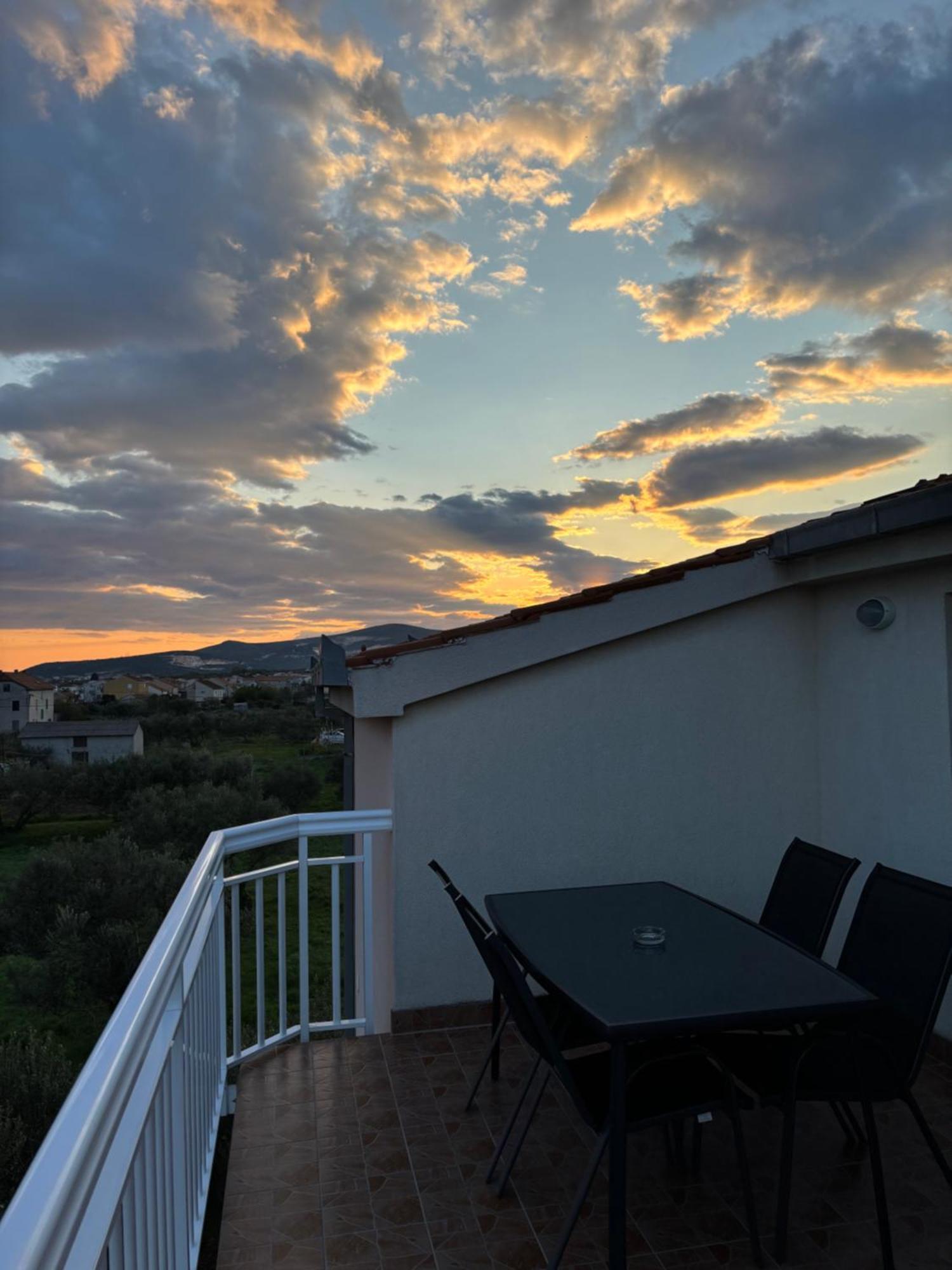 Apartman Sunny Vacay Kaštela Esterno foto
